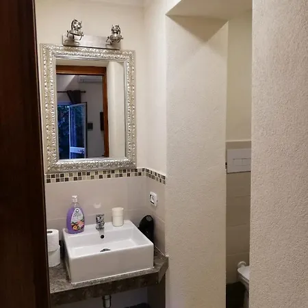 Bed & Breakfast Antonella Mondello 3*